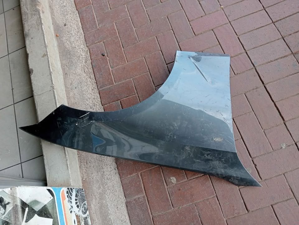 BMW 3 Series G20 Fender  Used Auto Body Spare Parts at Sema Spare Center. - Private Seller