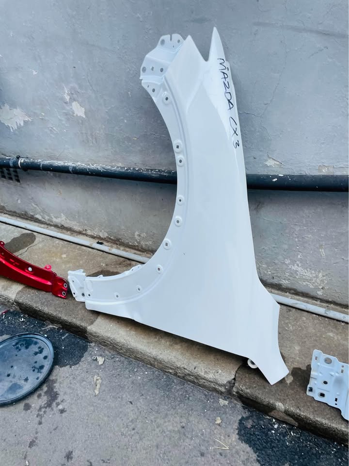 Mazda cx3 fender - Private Seller