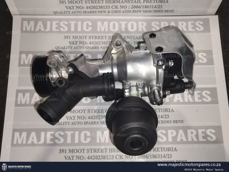Mercedes Benz M270 Water pump for sale NEW - Private Seller