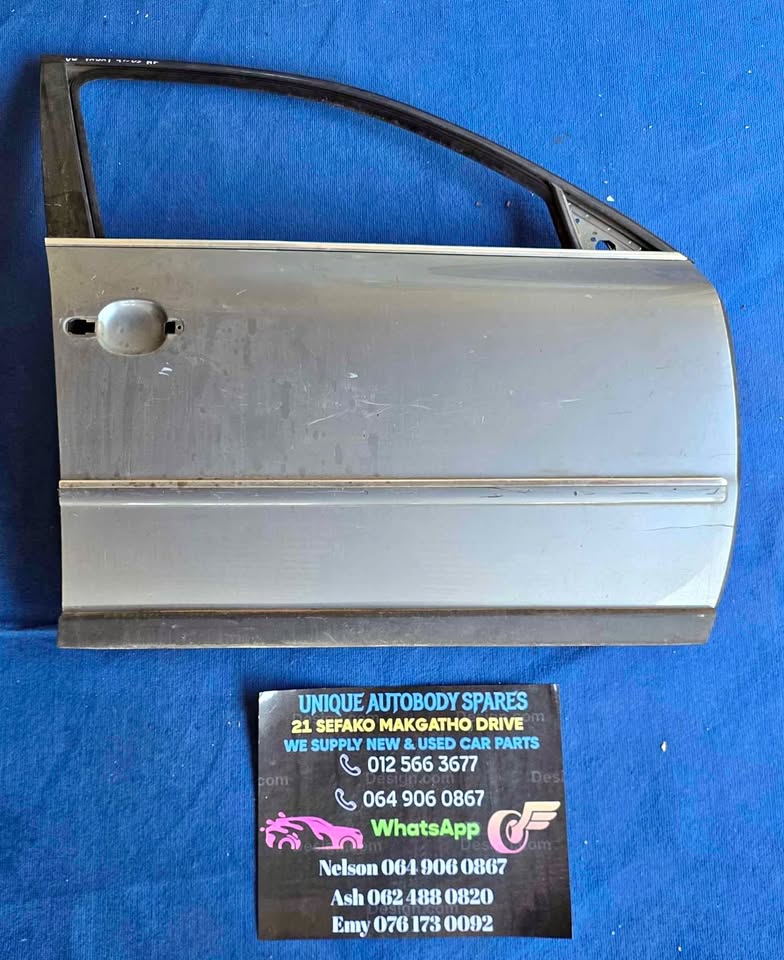 VW Passat 1997 - 2005 Right Front Door - Private Seller VW Passat 1997 - 2005 Right Front Door - Private Seller
