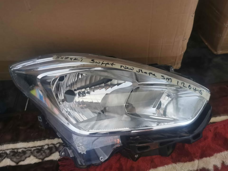 Left headlight for Suzuki swift - Private Seller Left headlight for Suzuki swift - Private Seller