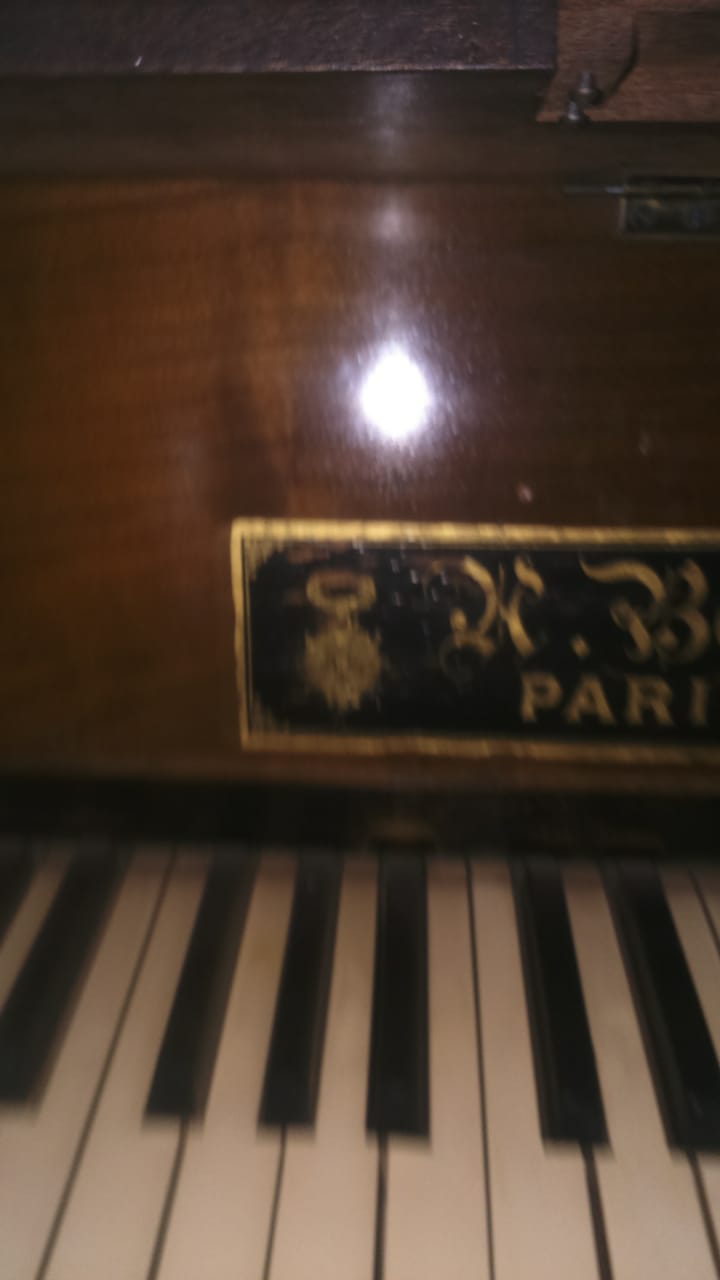 Piano Antique / Cottage Upright 1892