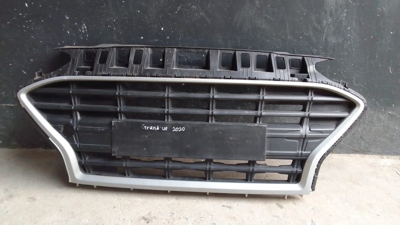 Hyundai grand i10 main grille - Private Seller