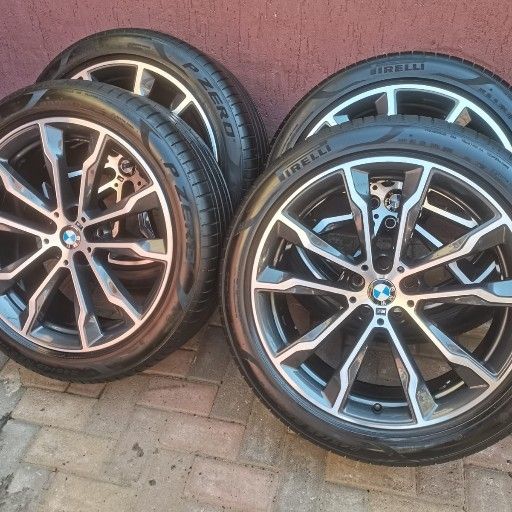 BMW X3 M SPORT 20IN MAGS AND TYRES - Private Seller BMW X3 M SPORT 20IN MAGS AND TYRES - Private Seller