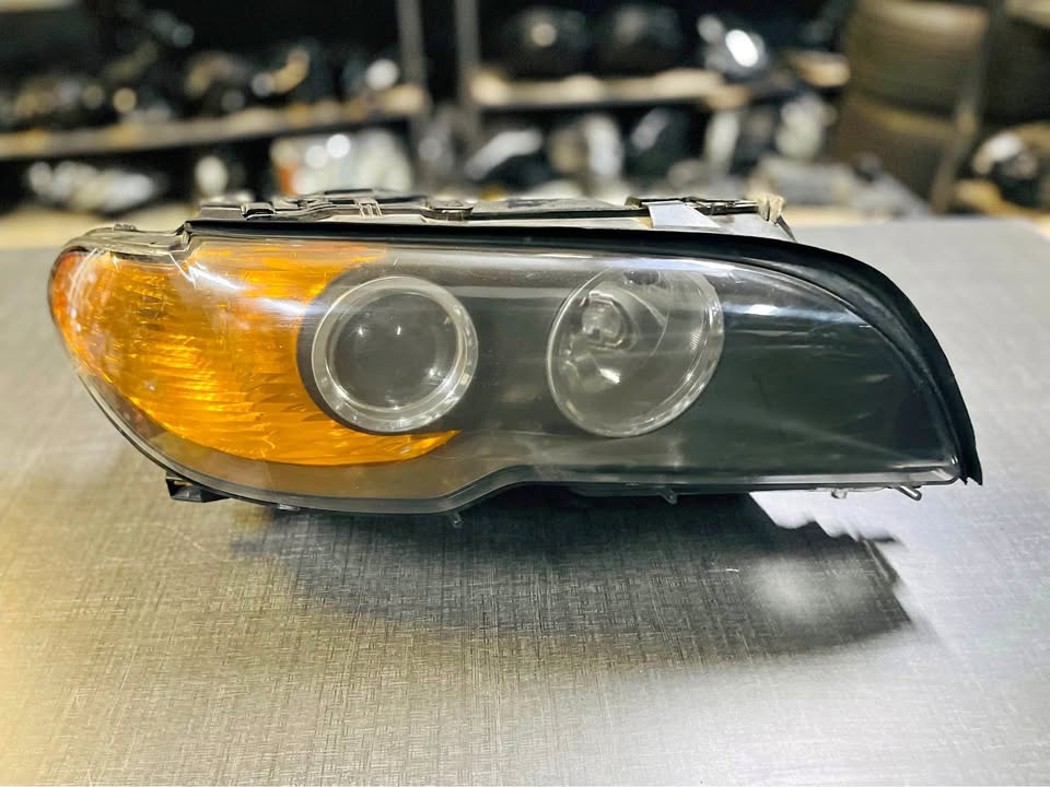 BMW 3 Series (E46) headlight BMW 3 Series (E46) headlight