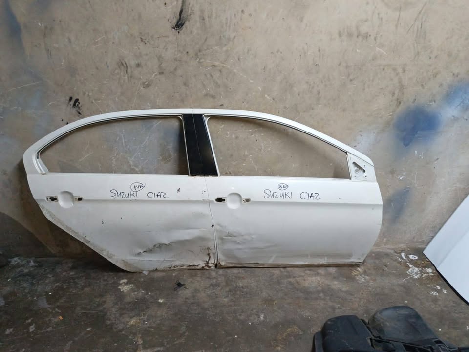 Suzuki ciaz right front and back door - Private Seller Suzuki ciaz right front and back door - Private Seller