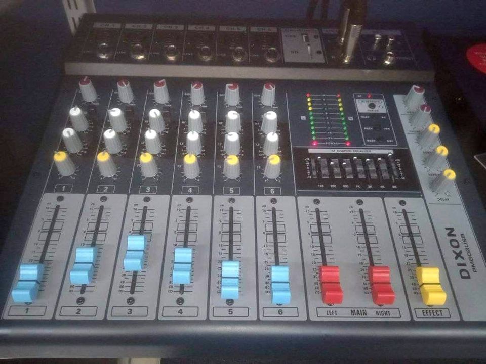 Dixon powered Mixer Dixon powered Mixer