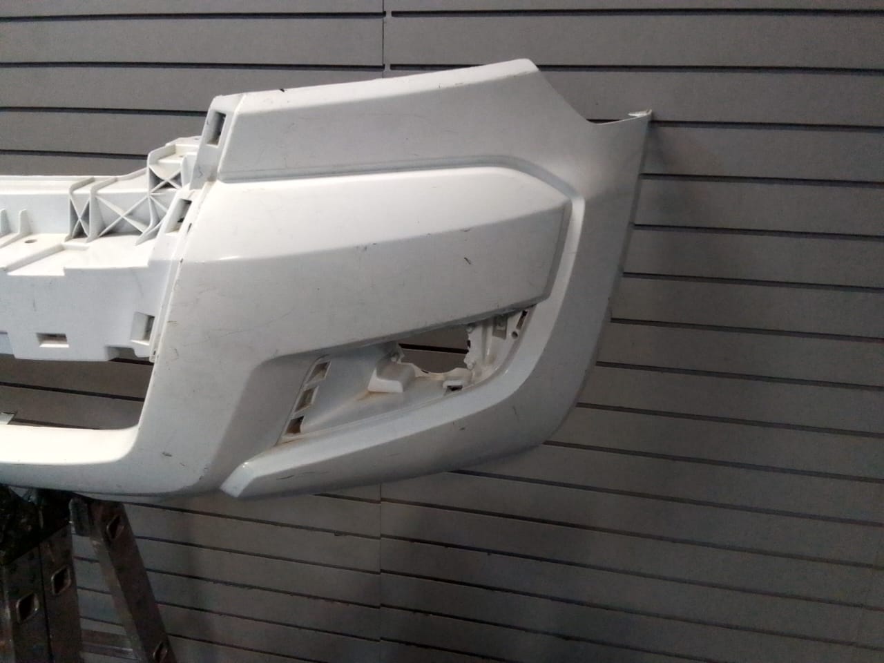 (2016-2020) FORD RANGER T7 FRONT BUMPER FOR SALE - Private Seller