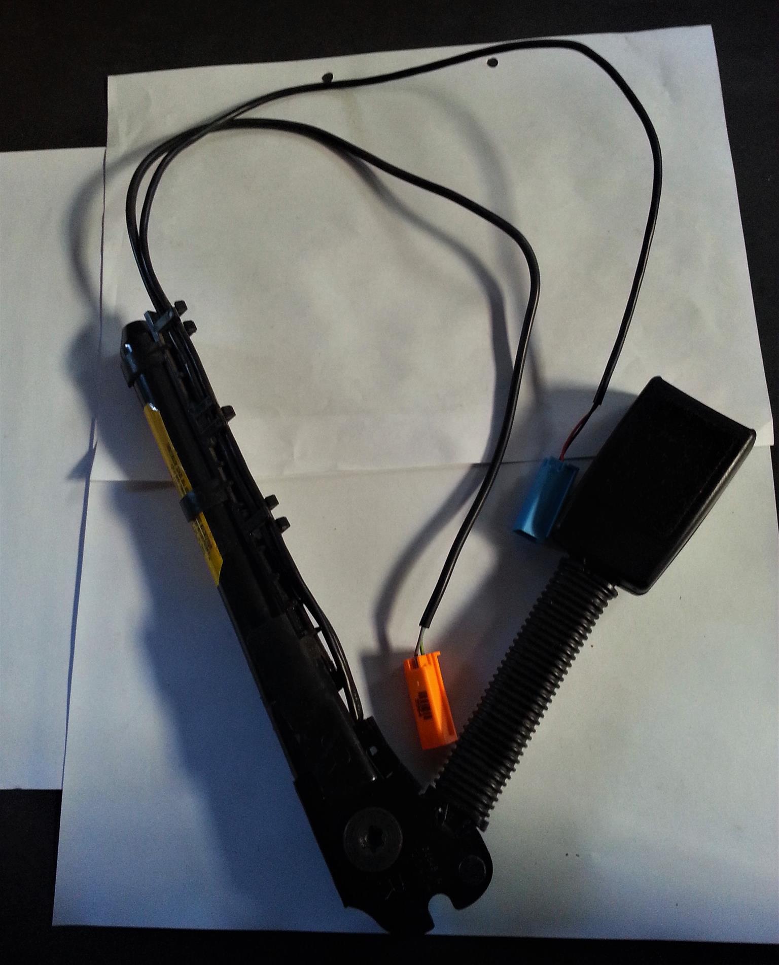 Assorted Land Rover Seatbelt Stalks for sale | AUTO EZI Assorted Land Rover Seatbelt Stalks for sale | AUTO EZI