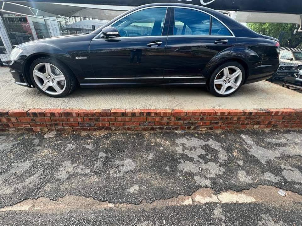 Mercedes Benz S 63 AMG
