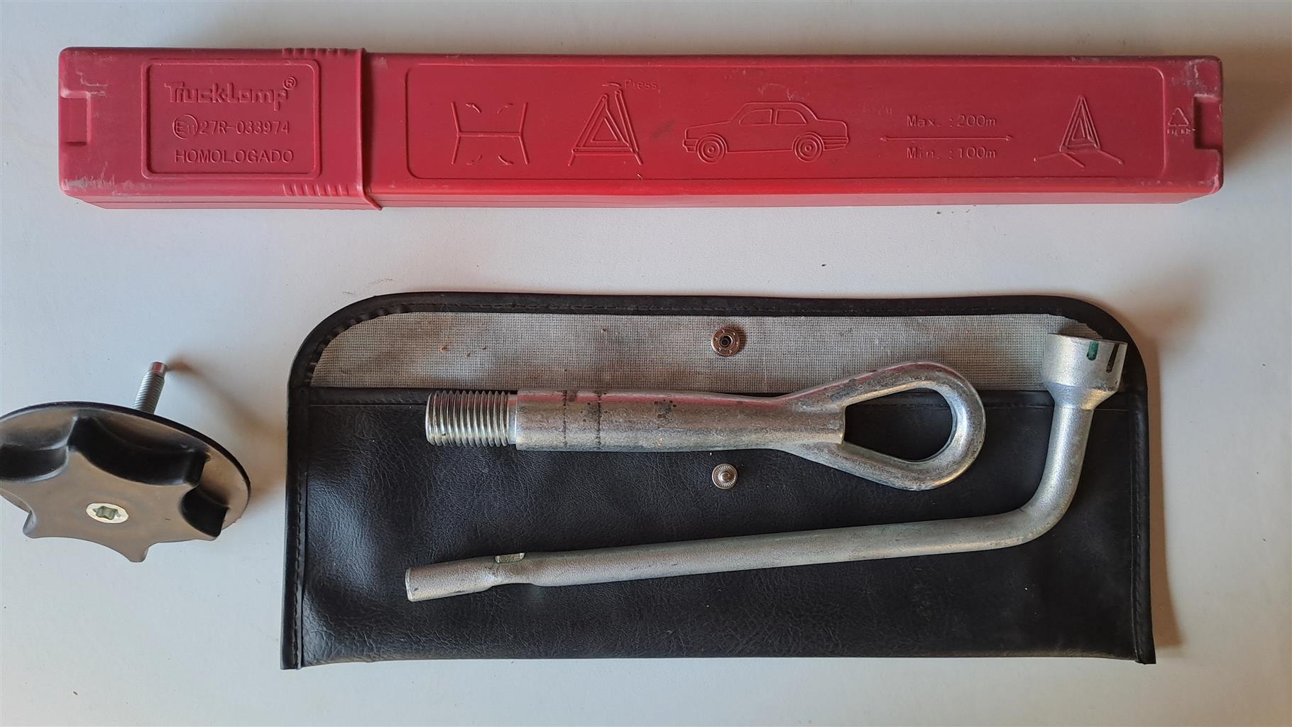 Datsun Go Accessories.Original. All brand new: Triangle for Emergency.Ty - Private Seller Datsun Go Accessories.Original. All brand new: Triangle for Emergency.Ty - Private Seller