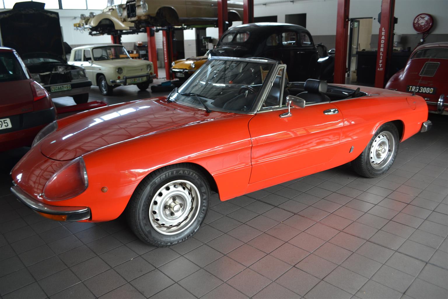 1980 Alfa Romeo Spider 2000 Veloce Junk Mail