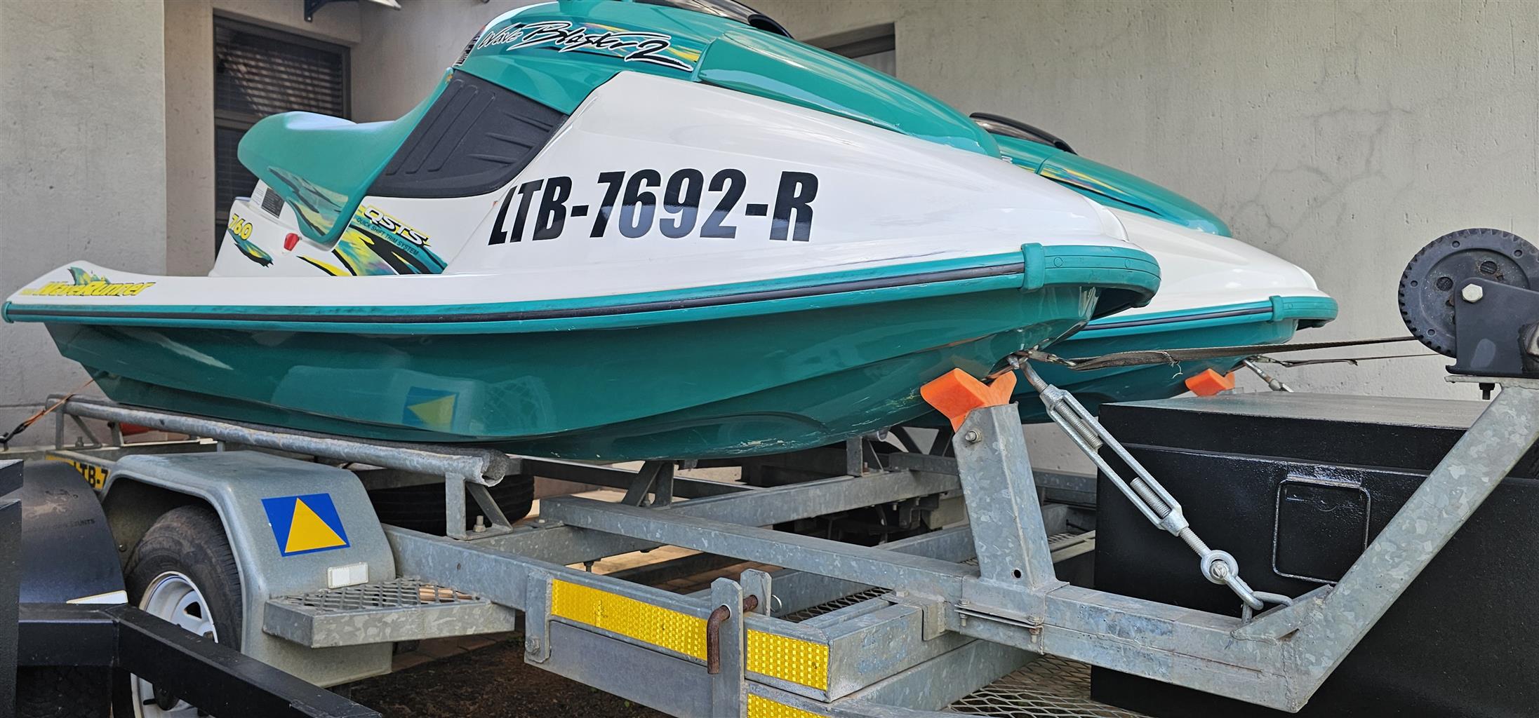 2x Yamaha 760 Waverunner Jetski's