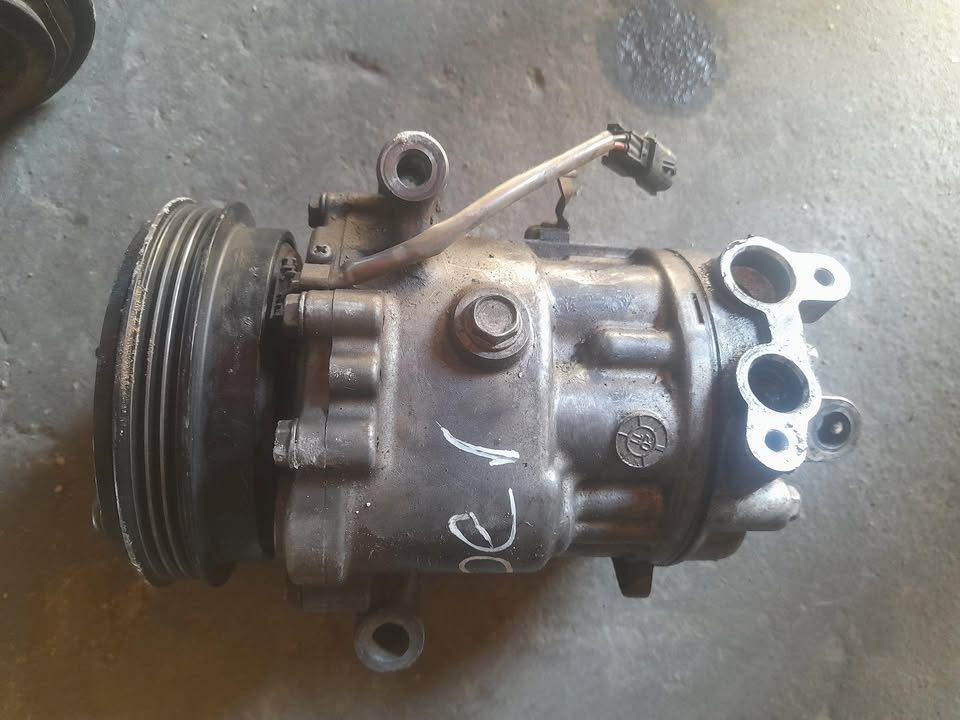 RENAULT TRIBER A/C PUMP AVAILABLE - Private Seller