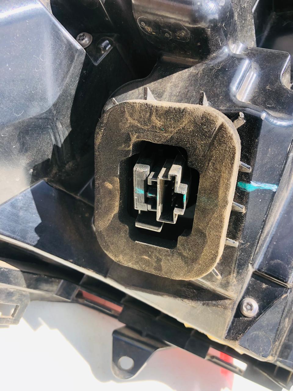 Volvo XC60 left and right side LED taillight (2018-2024) - Private Seller Volvo XC60 left and right side LED taillight (2018-2024) - Private Seller
