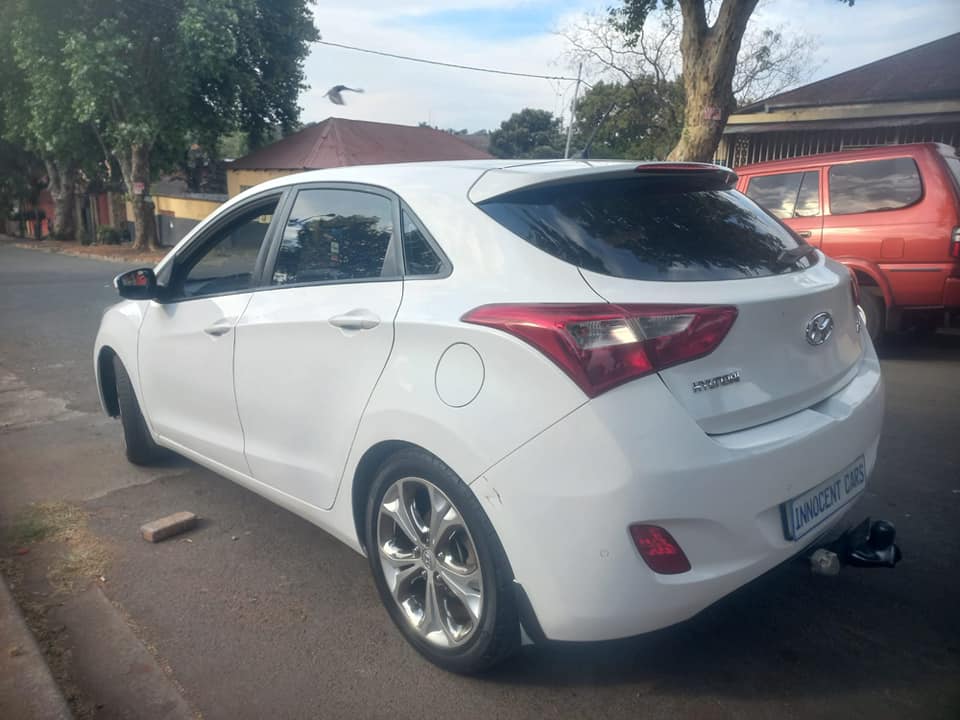 2012 HYUNDAI i30 1.6 PETROL, MANUAL, WHITE COLOR, MILEAGE 97000KMS