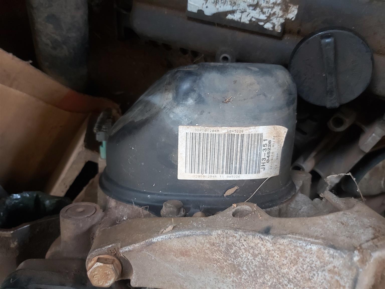 Renault sandero 2 gearbox - Private Seller