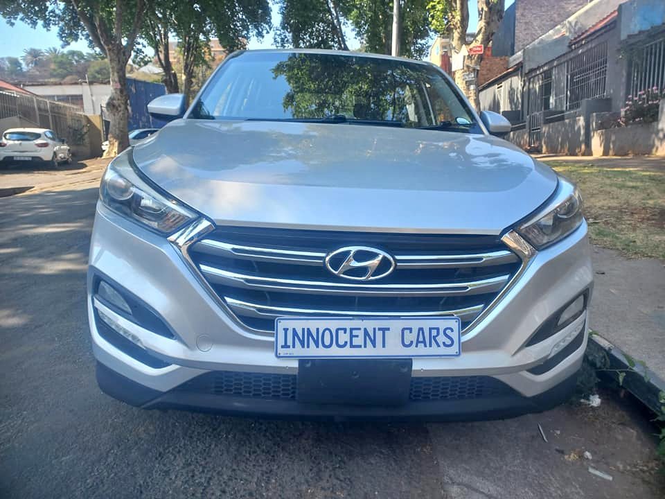 2016 HYUNDAI TUCSON 2.0 PETROL, AUTOMATIC, SILVER COLOR, MILEAGE 119000KMS