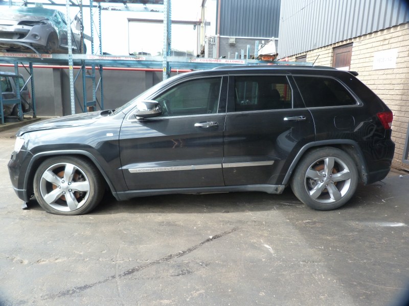 Jeep Grand Cherokee 3.6 4X4 Overland AT Black - 2012 STRIPPING FOR SPARES - Private Seller