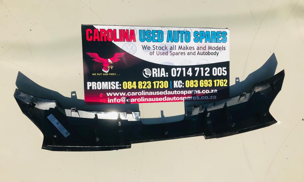 Mitsubishi triton radiator upper grill - Private Seller Mitsubishi triton radiator upper grill - Private Seller