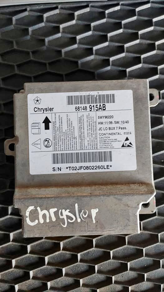 CHRYSLER AIRBAG MODULE - Private Seller CHRYSLER AIRBAG MODULE - Private Seller