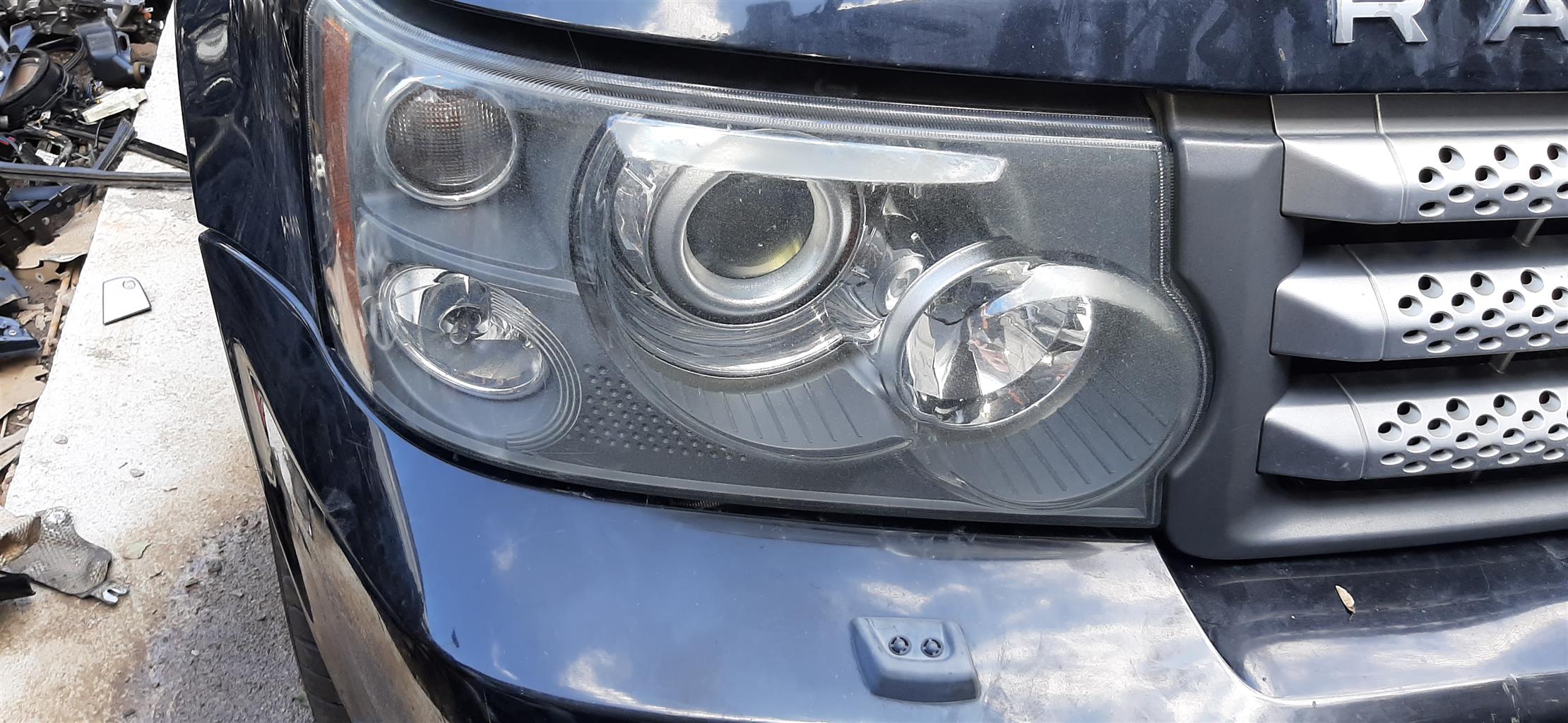 2006 Range Rover Sport 4.2L V8 Supercharged Headlights For Sale 2006 Range Rover Sport 4.2L V8 Supercharged Headlights For Sale