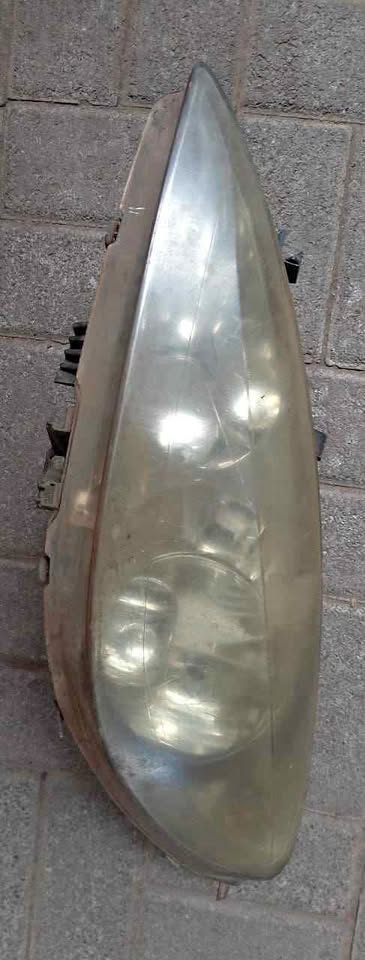 Peugeot 307 headlight