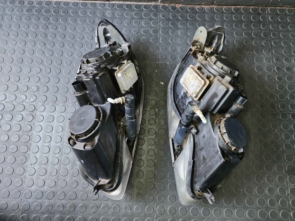 JAGUAR XF HEADLIGHTS 08-11 - Private Seller JAGUAR XF HEADLIGHTS 08-11 - Private Seller