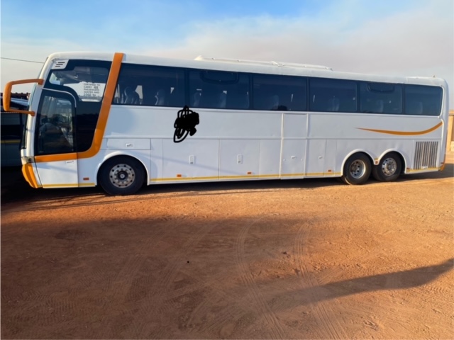 B12r VOLVO B12R 2005 50 SEATER LUX BUS MANUAL GEARBOX AIRCORN WITH TOILET ...