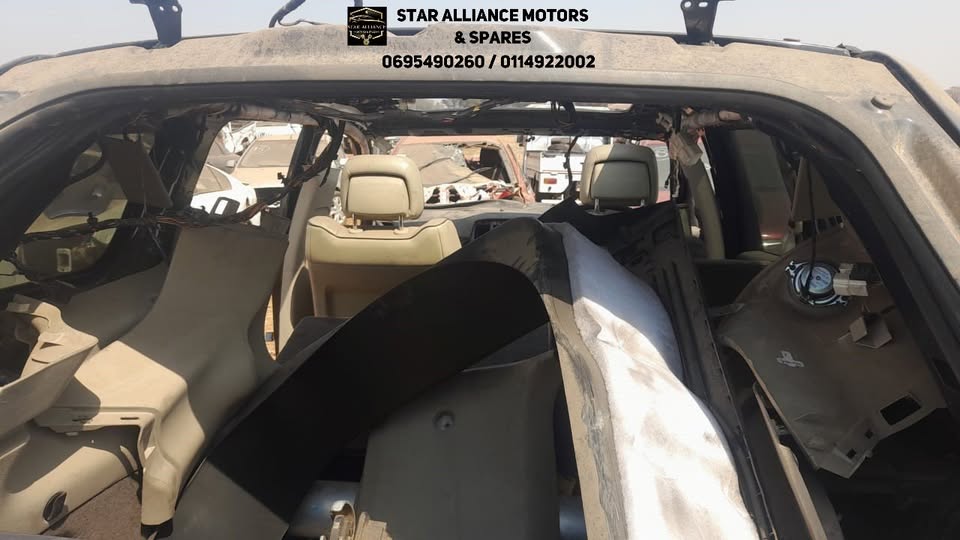 JEEP GRAND CHEROKEE 2012-16 CODE 2 STRIPPING FOR SPARES - Private Seller