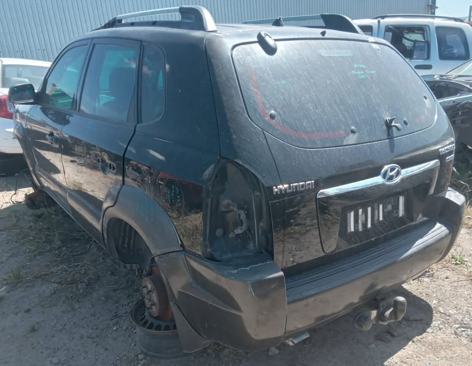 2006 Hyundai Tucson stripping for spares - Private Seller 2006 Hyundai Tucson stripping for spares - Private Seller