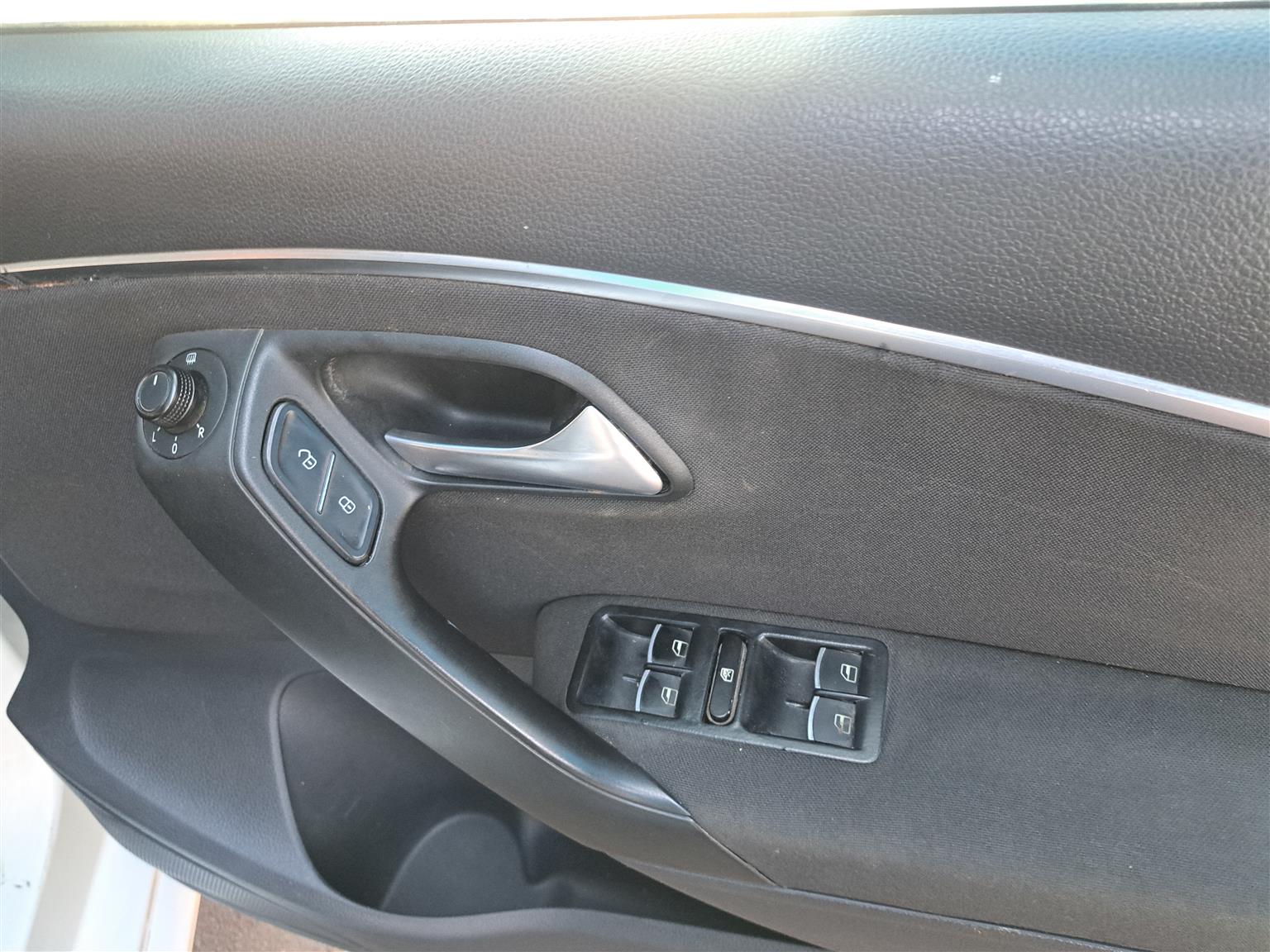 PRE OWNED TSI SUNROOF