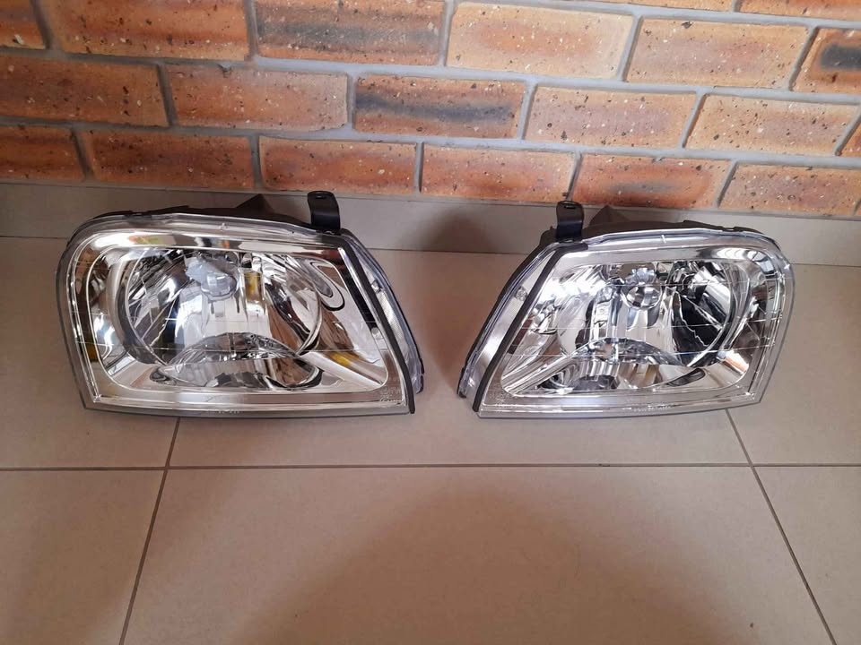 MITSUBISHI COLT 2006/08 BRAND NEW HEADLIGHTS FORSALE