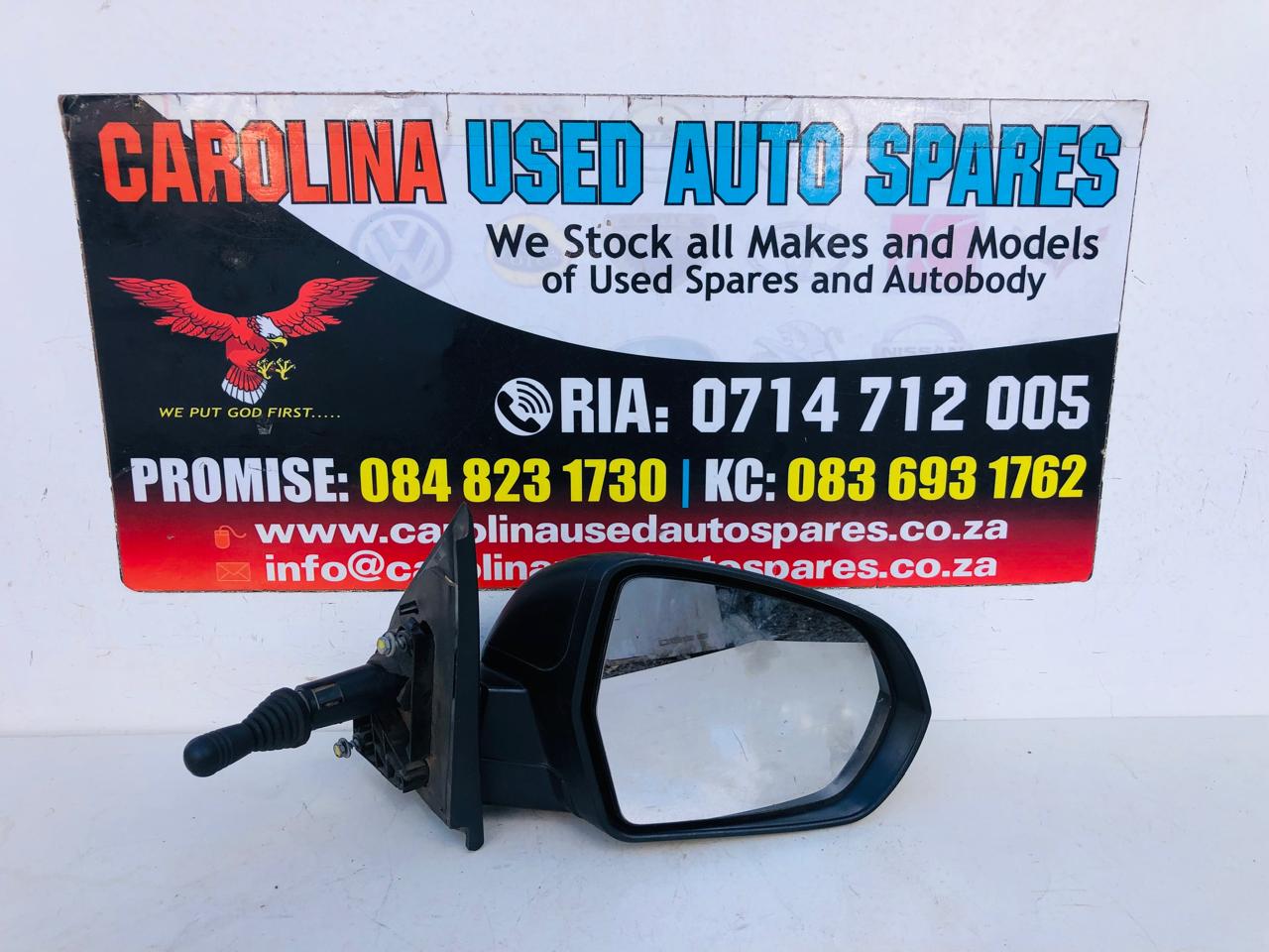 Chevrolet Utility right side manual mirror (2012) - Private Seller Chevrolet Utility right side manual mirror (2012) - Private Seller