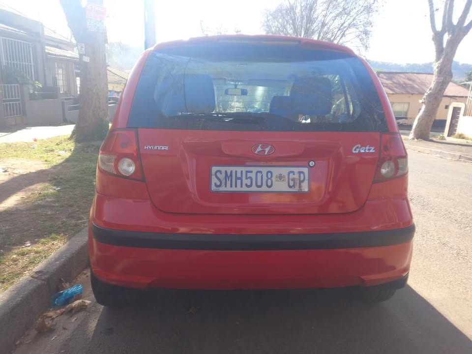 2005 Hyundai Getz 1.4 Petrol, Manual, Red, 95000kms