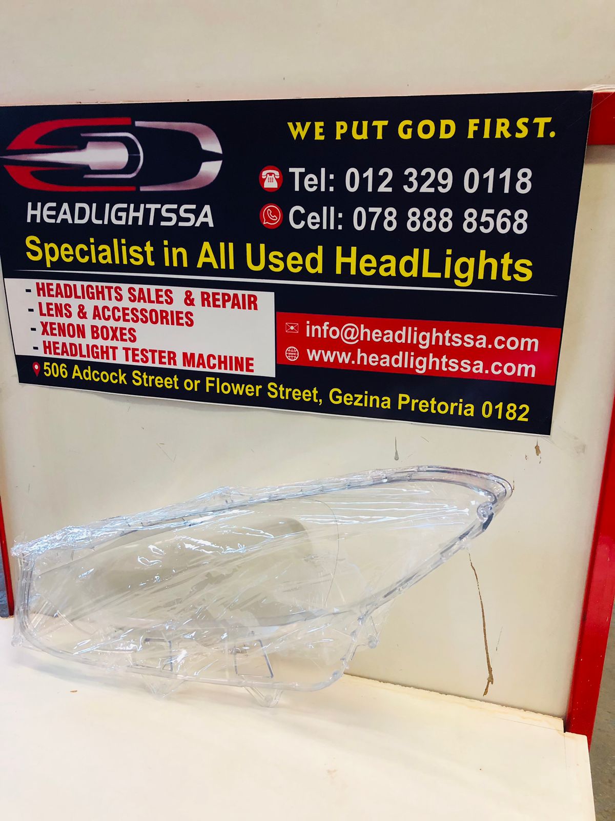 Mazda 3 right side headlight lens (2017) - Private Seller