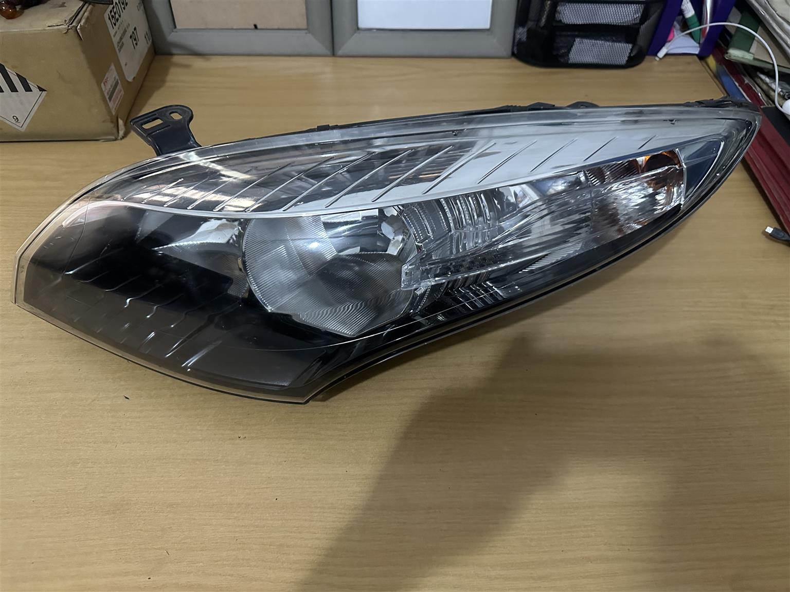 Renault Megane 3 Headlight - Private Seller Renault Megane 3 Headlight - Private Seller