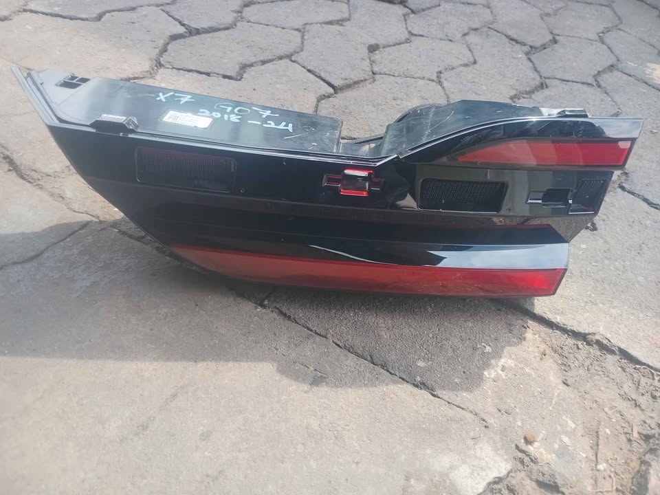 Bmw X7 G07 Right-side rear tail light - Private Seller Bmw X7 G07 Right-side rear tail light - Private Seller
