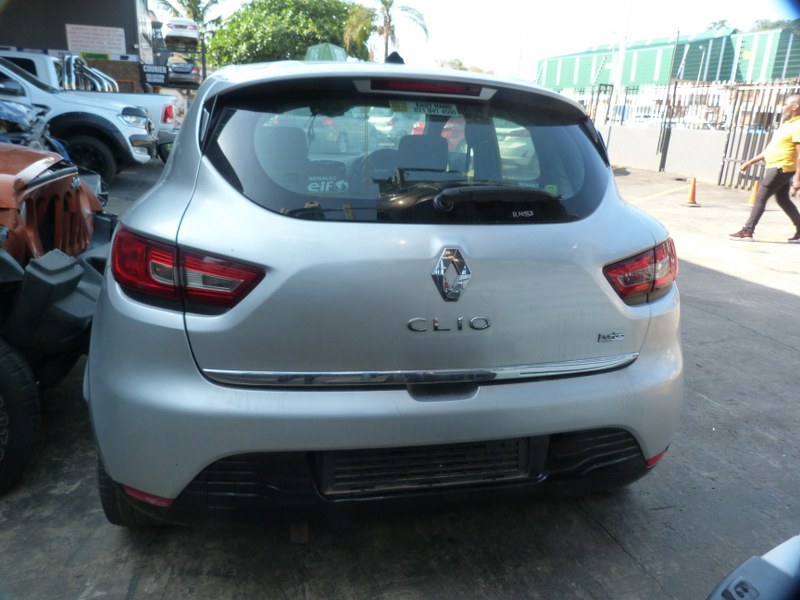 Renault Clio IV 900T Expression Manual Silver - 2015 STRIPPING FOR SPARES - Private Seller Renault Clio IV 900T Expression Manual Silver - 2015 STRIPPING FOR SPARES - Private Seller
