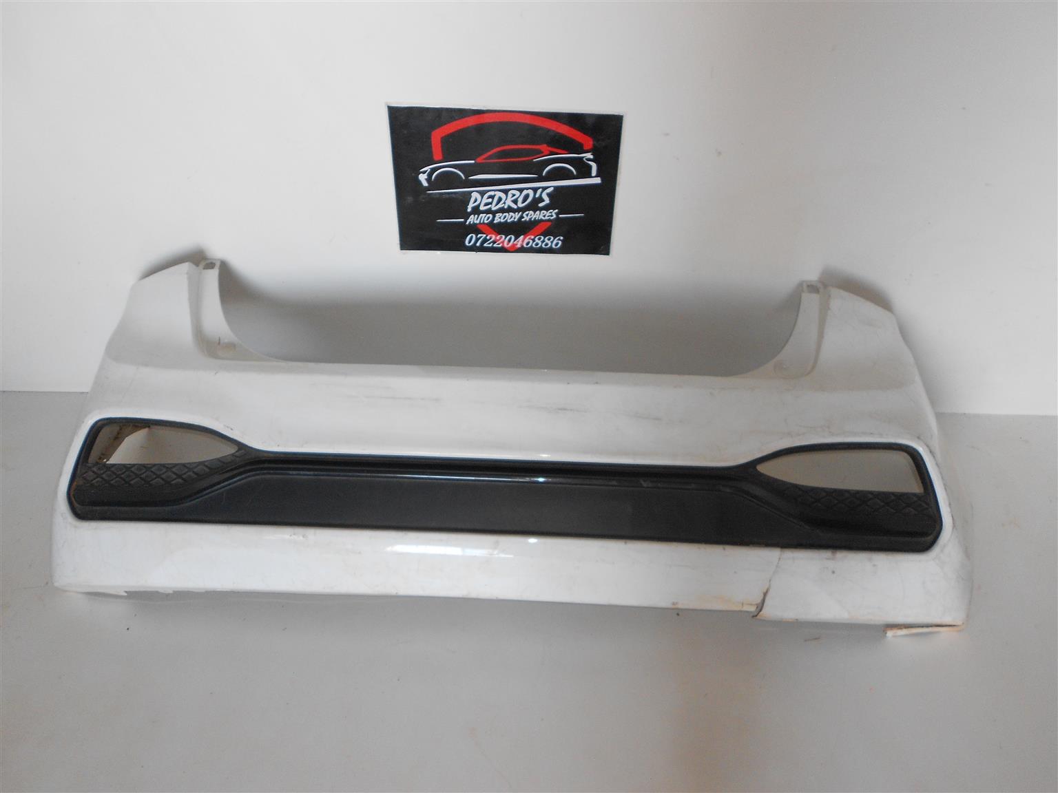 Hyundai i20 rear bumper with trim - Private Seller Hyundai i20 rear bumper with trim - Private Seller