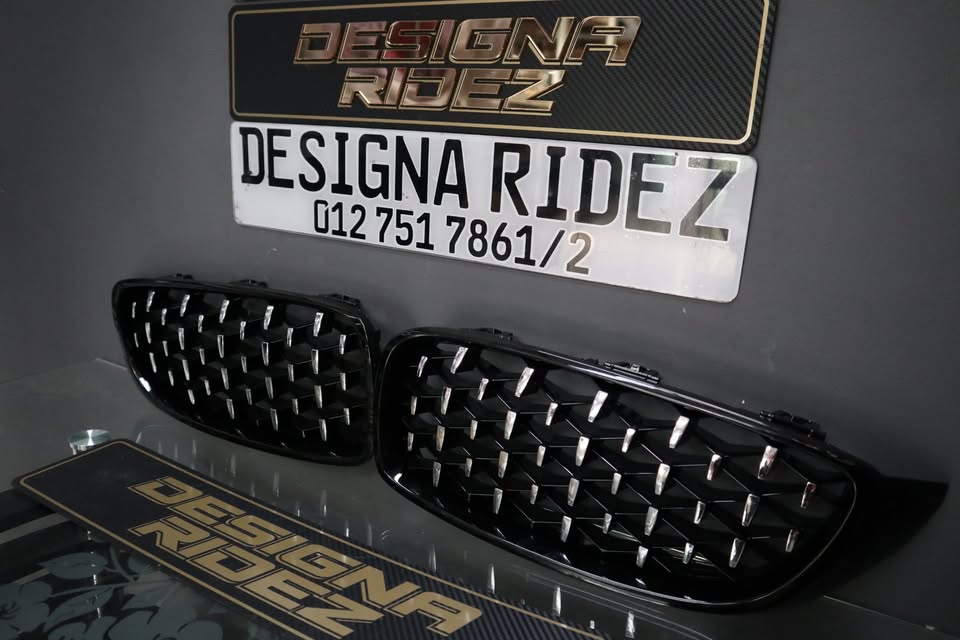 BMW M4 KIDNEY GRILLS F32 M4 (G-SERIES LOOK) - Private Seller BMW M4 KIDNEY GRILLS F32 M4 (G-SERIES LOOK) - Private Seller
