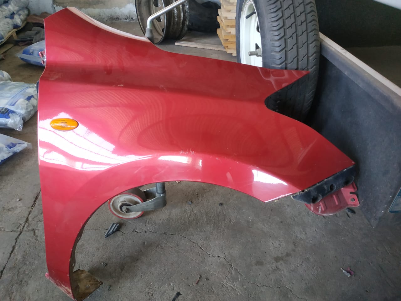 Datsun go right fender for sale - Private Seller