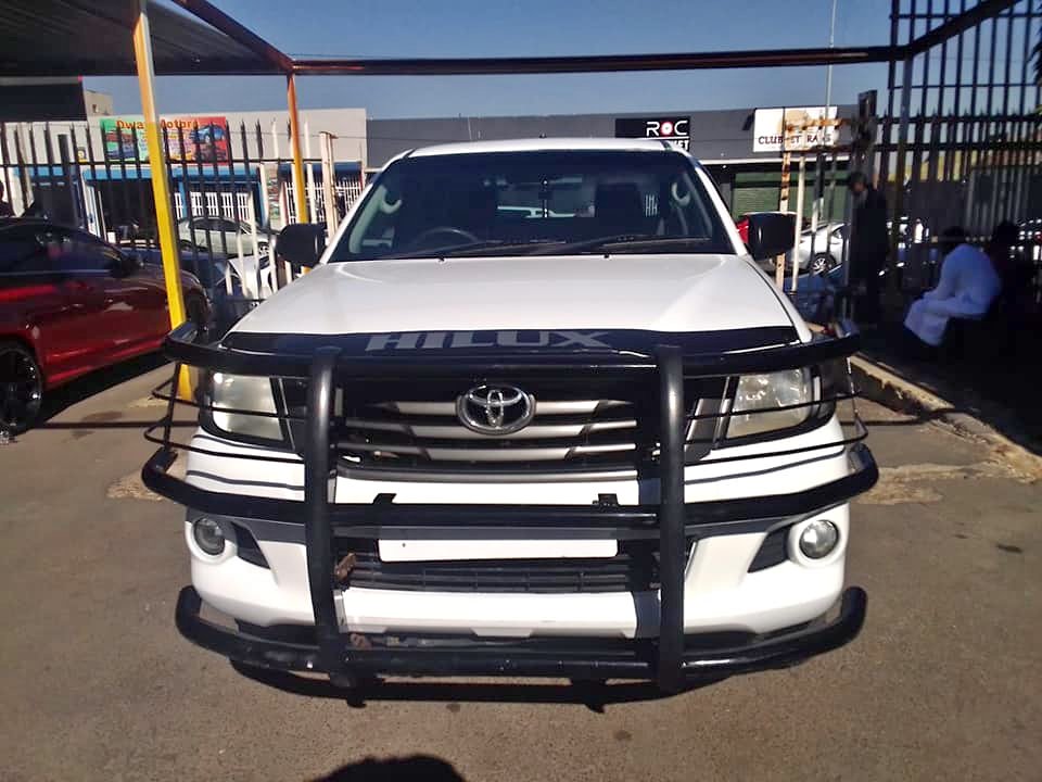 2013 Toyota Hilux 2.5D D4D 4×2 single Cab