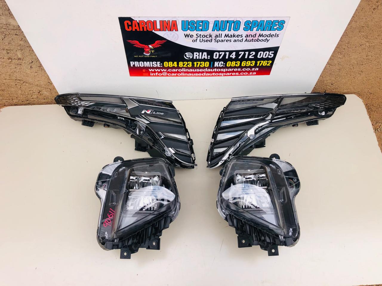 Hyundai Tucson left and right side headlight and daylight running light - Private Seller Hyundai Tucson left and right side headlight and daylight running light - Private Seller