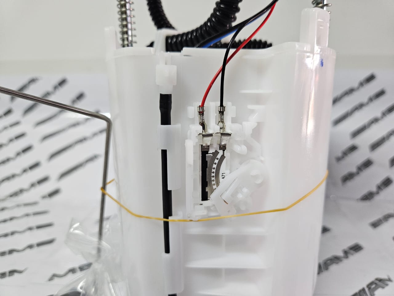 New Toyota Hilux 2.0-2.7 Fuel Pump - Private Seller