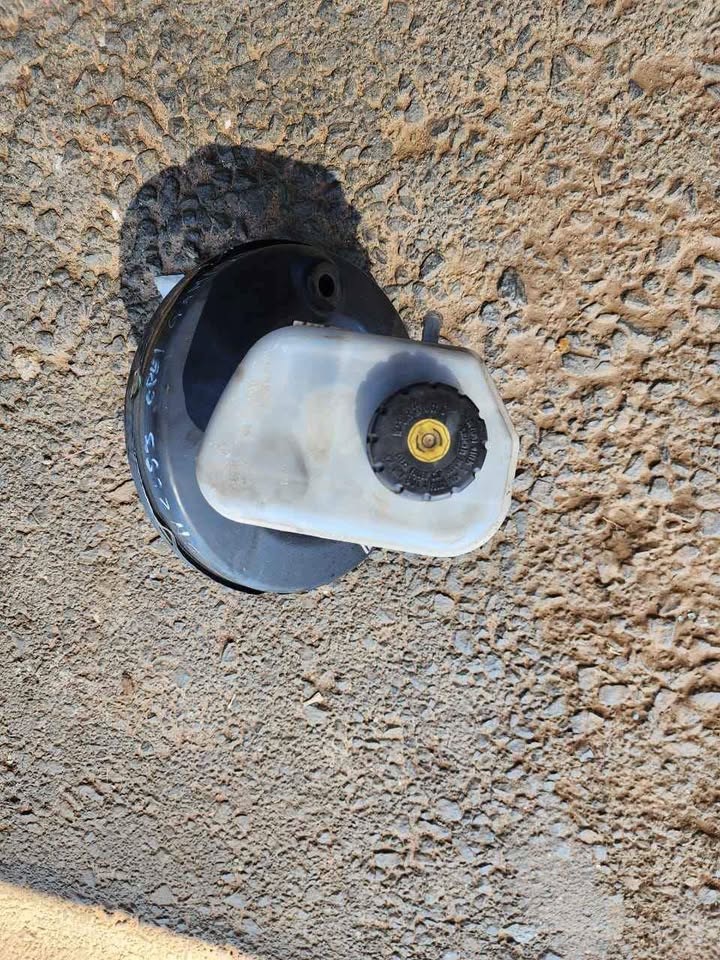 Opel corsa gamma GSI break booster - Private Seller