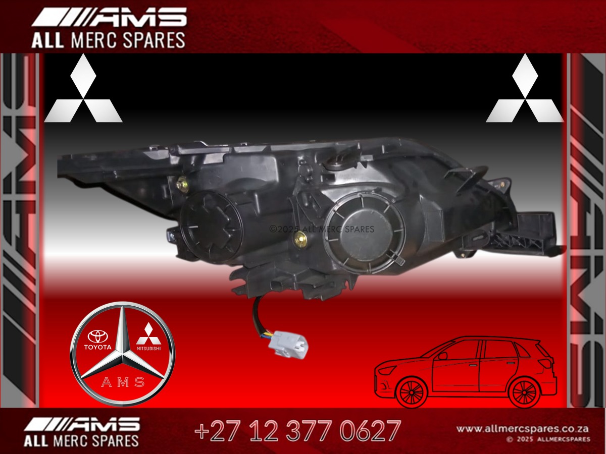 NEW MITSUBISHI TRITON 2019 DOUBLE CAB HEADLIGHT - Private Seller NEW MITSUBISHI TRITON 2019 DOUBLE CAB HEADLIGHT - Private Seller