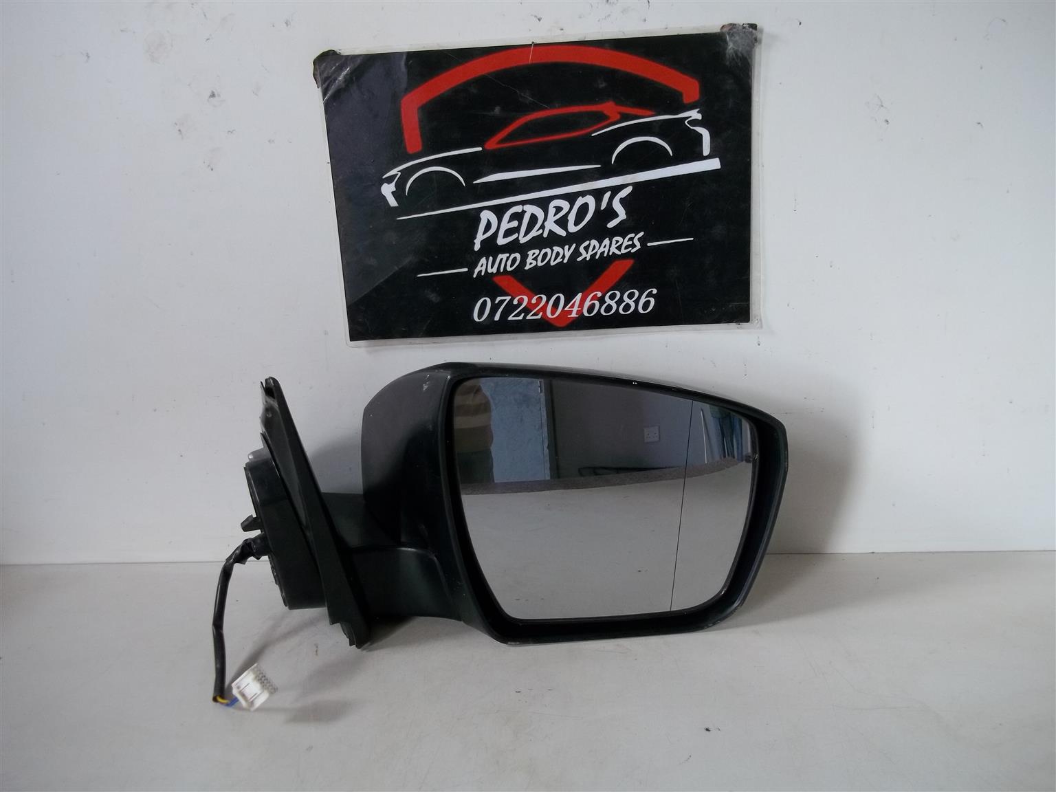 Isuzu D-Max '20-'22 right mirror (Electric) - Private Seller Isuzu D-Max '20-'22 right mirror (Electric) - Private Seller