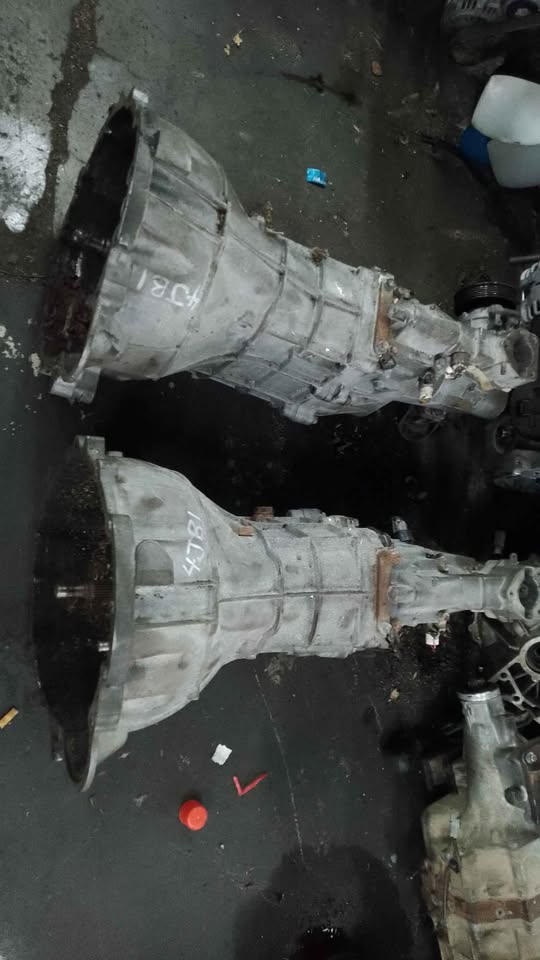 ISUZU KB280 2.8L 4X2 MANUAL GEARBOXES FOR SALE - Private Seller ISUZU KB280 2.8L 4X2 MANUAL GEARBOXES FOR SALE - Private Seller
