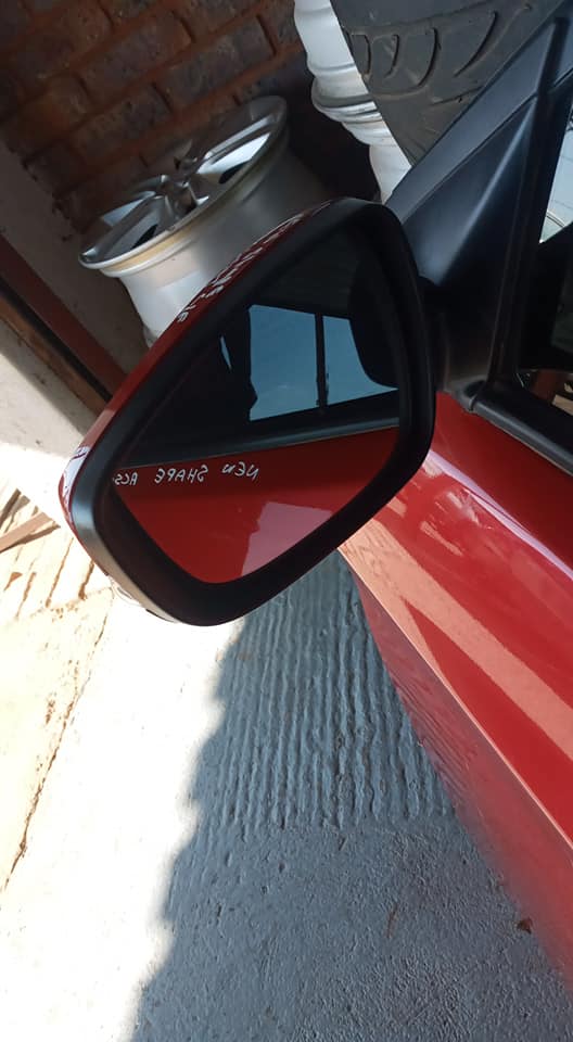 HYUNDAI ACCENT 2013 DOORS FOR SALE - Private Seller HYUNDAI ACCENT 2013 DOORS FOR SALE - Private Seller